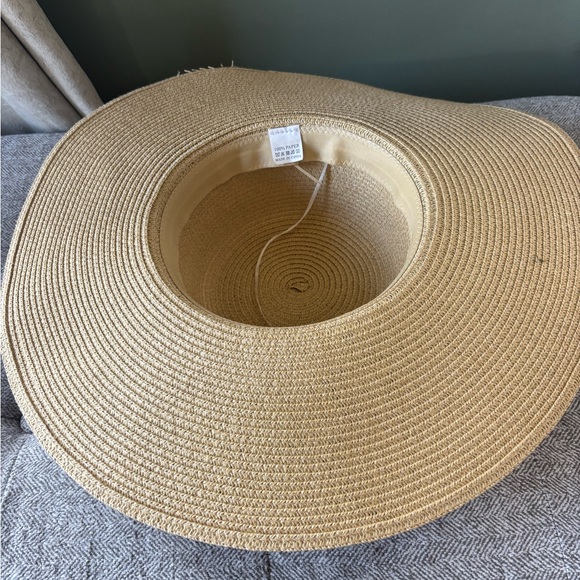 Bride hat - Picture 3 of 3